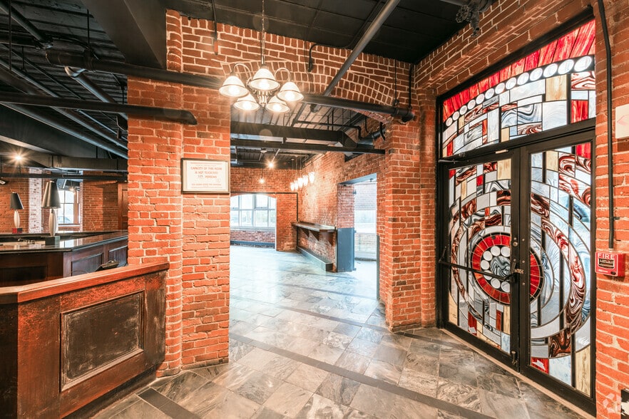 More Photos Of 3 Davol Sq, Providence Office For Lease