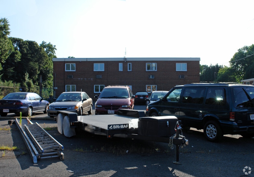 More Photos Of 7311 Highland St, Springfield Warehouse For Lease