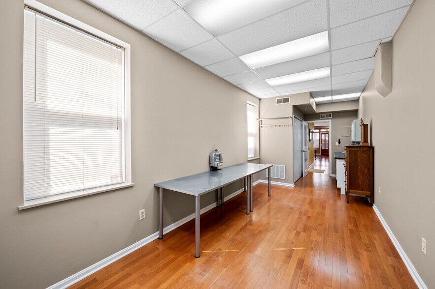 More Photos Of 1637 E Baltimore St, Baltimore Office Residential For Sale