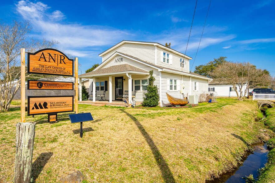 Primary Photo Of 1113 Lennoxville Rd, Beaufort Loft Creative Space For Sale