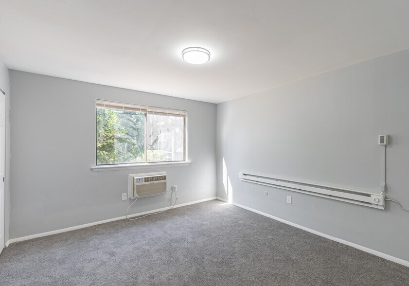 More Photos Of 1007-1023 Bullock Ave, Lansdowne Apartments For Sale