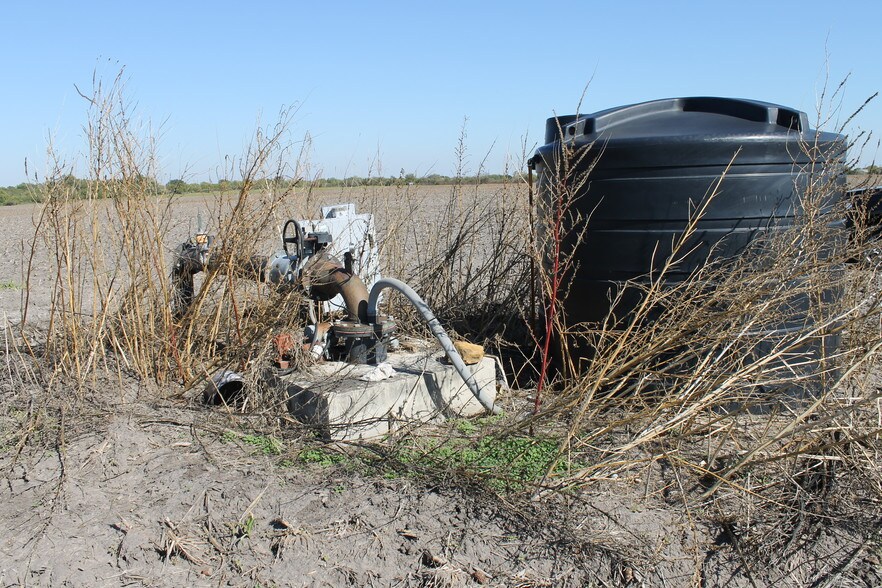 More Photos Of Wisdom Rd @ Jarratt Road, Atascosa Land For Sale