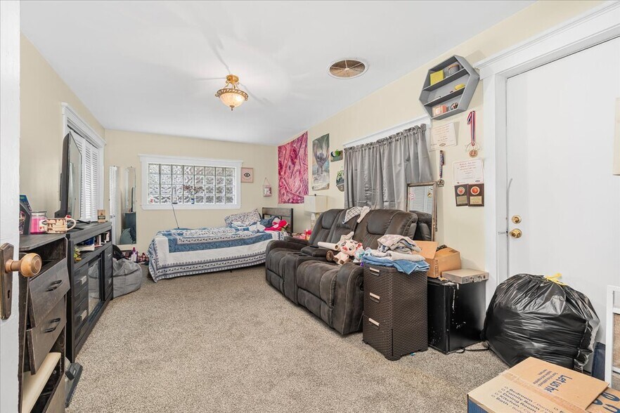 More Photos Of , Frankfort Multifamily For Sale