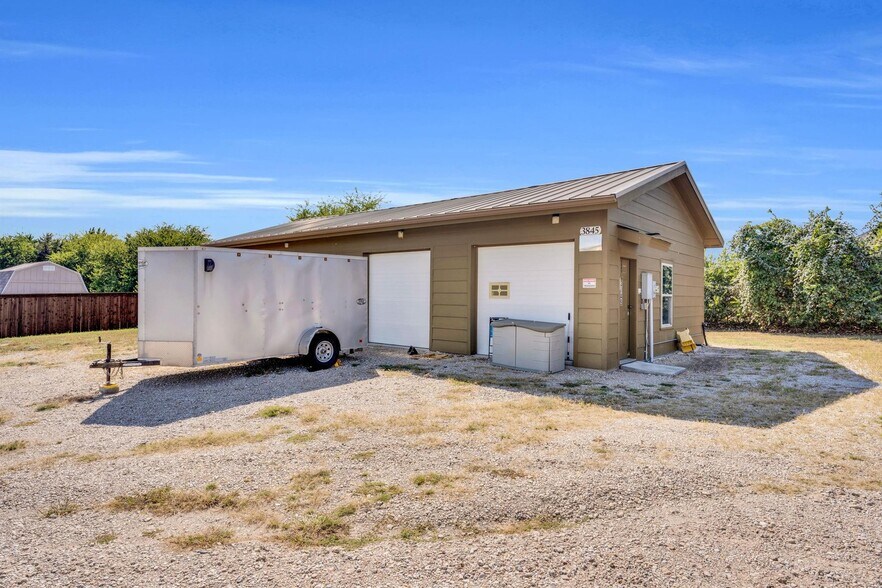 More Photos Of 3841 Ledgestone Ln, Midlothian Apartments For Sale