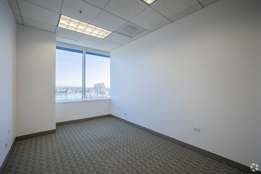 More Photos Of 1999 Harrison St, Oakland Coworking Space