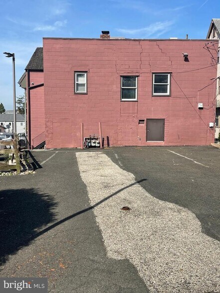 More Photos Of 106 York Rd, Jenkintown Office Residential For Sale