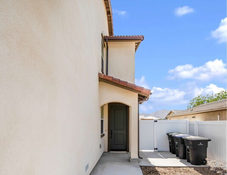 More Photos Of 5824 Persepolis Ct, Riverside Multifamily For Sale