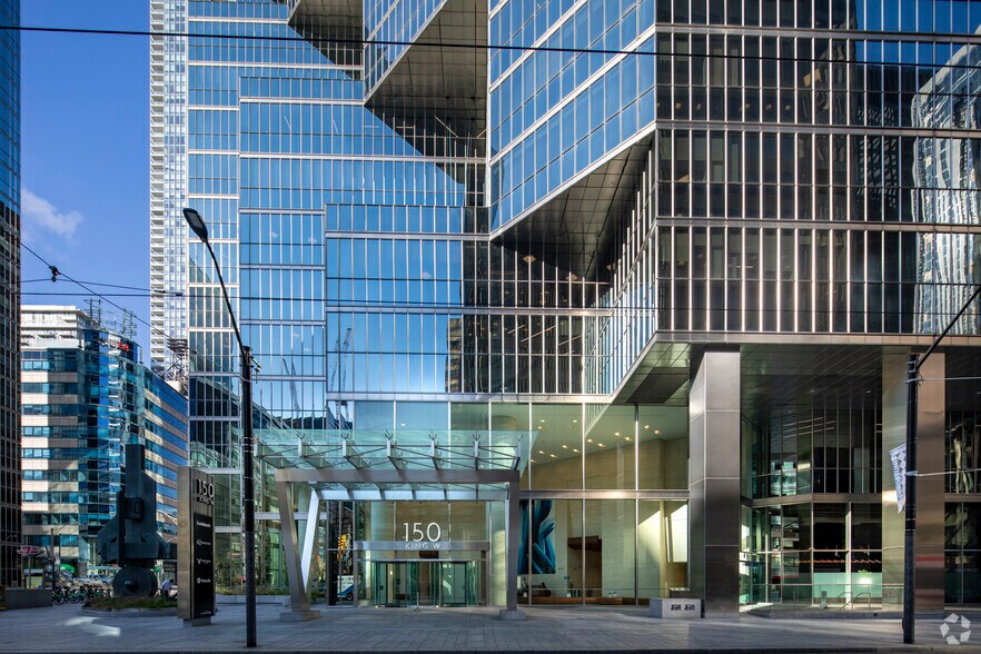 More Photos Of 150 King St W, Toronto Office For Lease