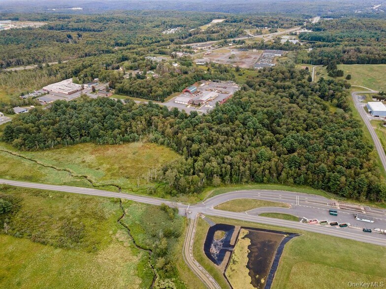 More Photos Of 165 E Broadway, Monticello Land For Sale