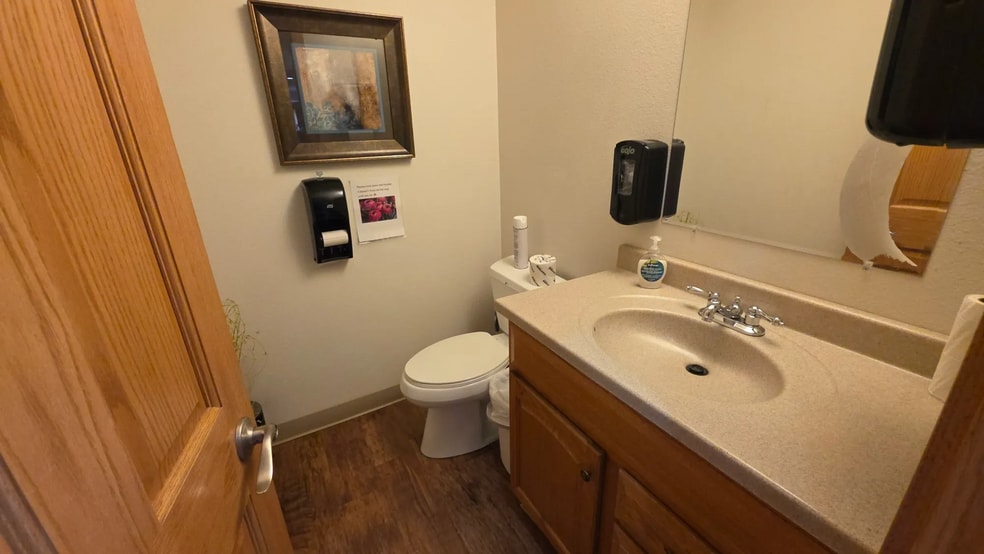 More Photos Of 3711 4th Ave NE, Watford City Truck Terminal For Sale