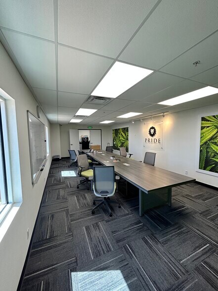 More Photos Of 32475 Date Palm Dr, Cathedral City Freestanding For Lease
