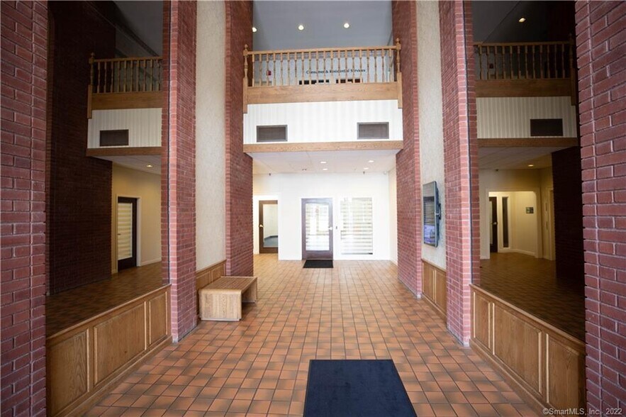 More Photos Of 935 Main St, Manchester Medical For Sale