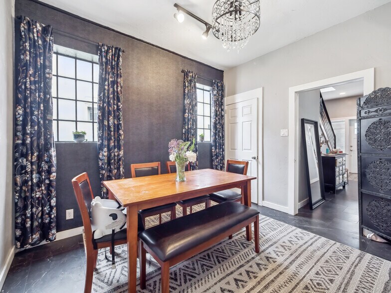 More Photos Of 1725 N High St, Denver Apartments For Sale