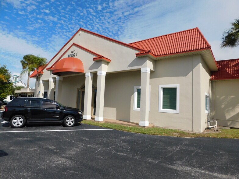 More Photos Of 1227 S Patrick Dr, Satellite Beach Office For Lease