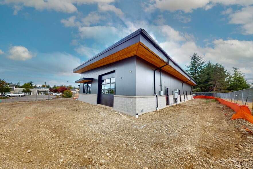 More Photos Of 8675 Martin Way, Lacey Storefront Retail Office For Lease