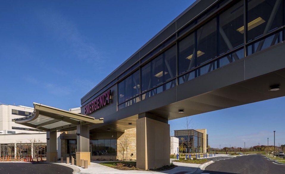 More Photos Of 14101 Fairview Dr, Burnsville Medical For Lease