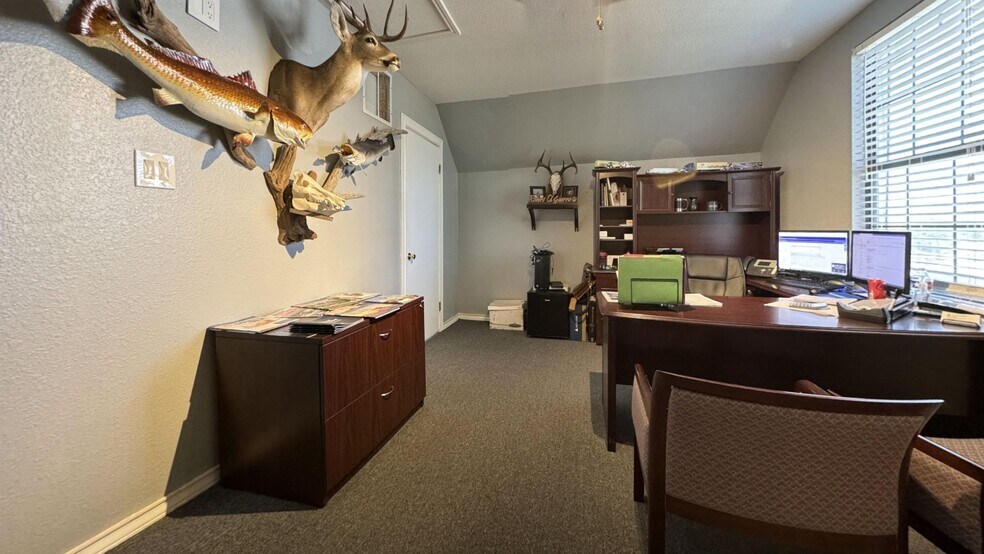 More Photos Of 5625 Betty Jean Dr, Corpus Christi Office For Lease