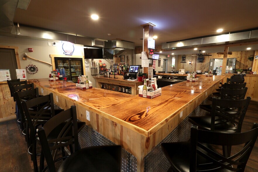 More Photos Of 10410 Buffalo Rd, Mifflinburg Restaurant For Sale