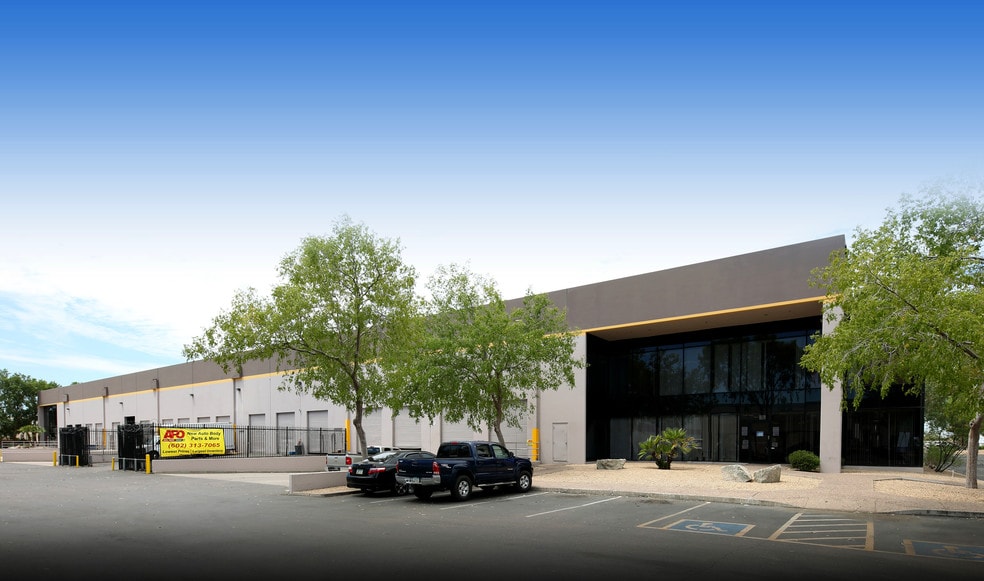 More Photos Of 3945-3949 W Van Buren St, Phoenix Manufacturing For Lease