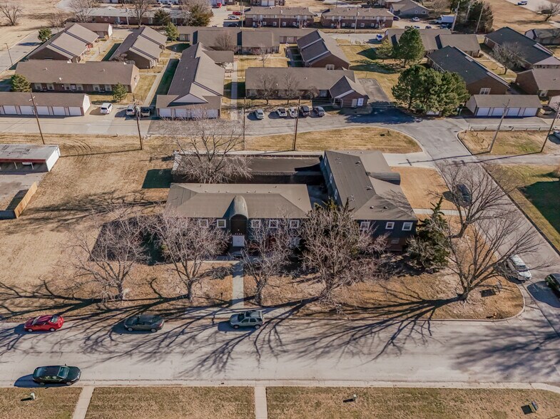 More Photos Of 3102 Sierra Pky, Hutchinson Apartments For Sale