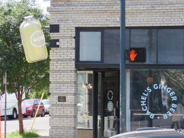 More Photos Of 3632-3646 SE Hawthorne Blvd, Portland Storefront Retail Residential For Sale