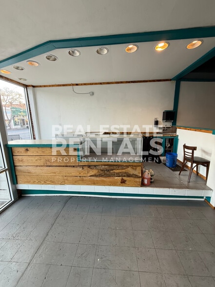 More Photos Of 519 Broad St, Gadsden Storefront For Lease
