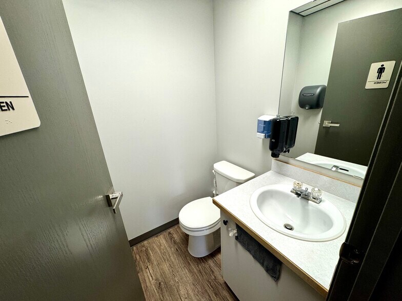 More Photos Of 7969 49 Av, Red Deer Industrial For Sale