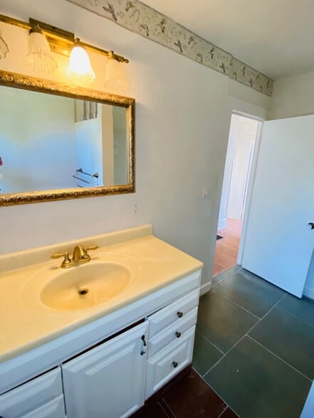 More Photos Of 415 Braddock Ave, Daytona Beach Multifamily For Sale