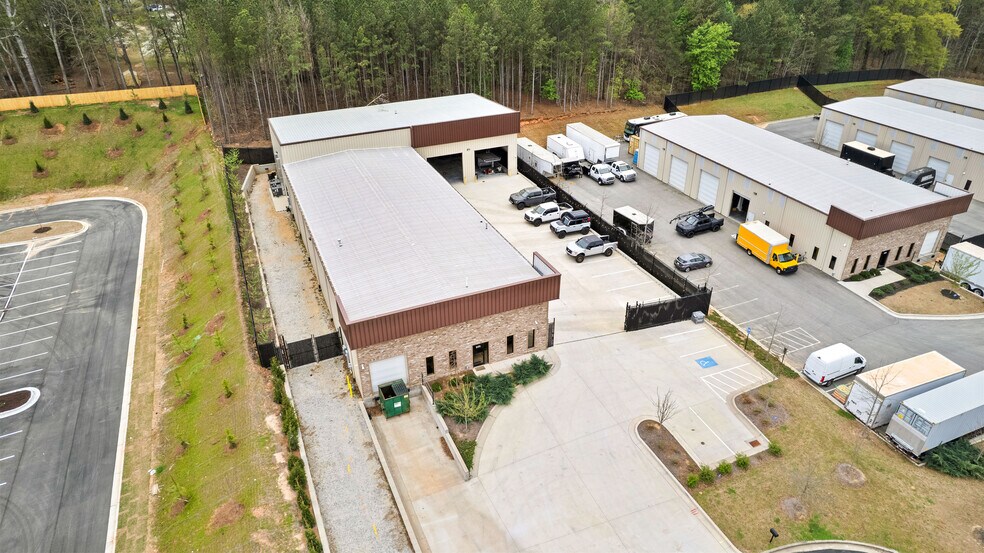 More Photos Of 225 Promenade Pky, Fayetteville Manufacturing For Sale