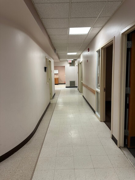 More Photos Of 961 Canal St, Syracuse Medical For Sale