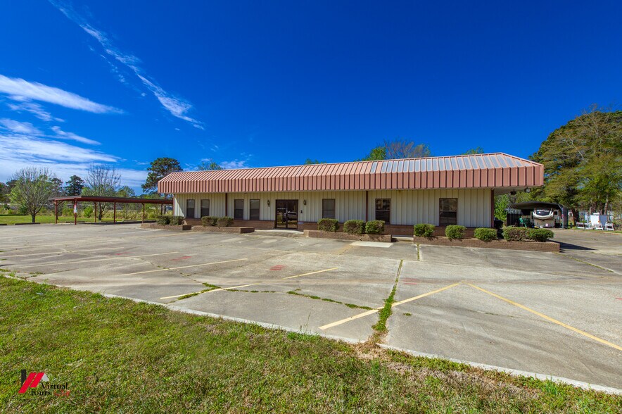 More Photos Of 8808 McGoldrick Dr, Shreveport Office For Sale
