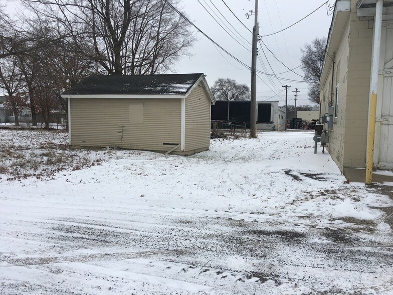 More Photos Of 2632 Park St, Muskegon Heights Warehouse For Sale