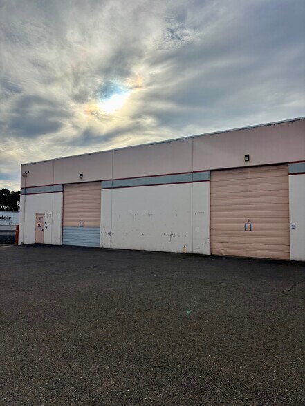 More Photos Of 2301-2303 Tripaldi Way, Hayward Warehouse For Lease