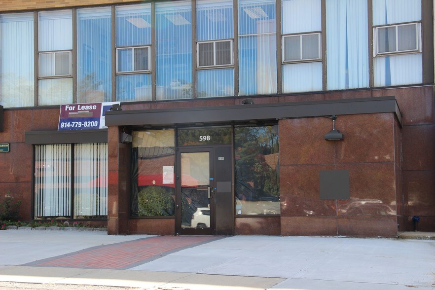 More Photos Of 598 Tuckahoe Rd, Yonkers Freestanding For Lease