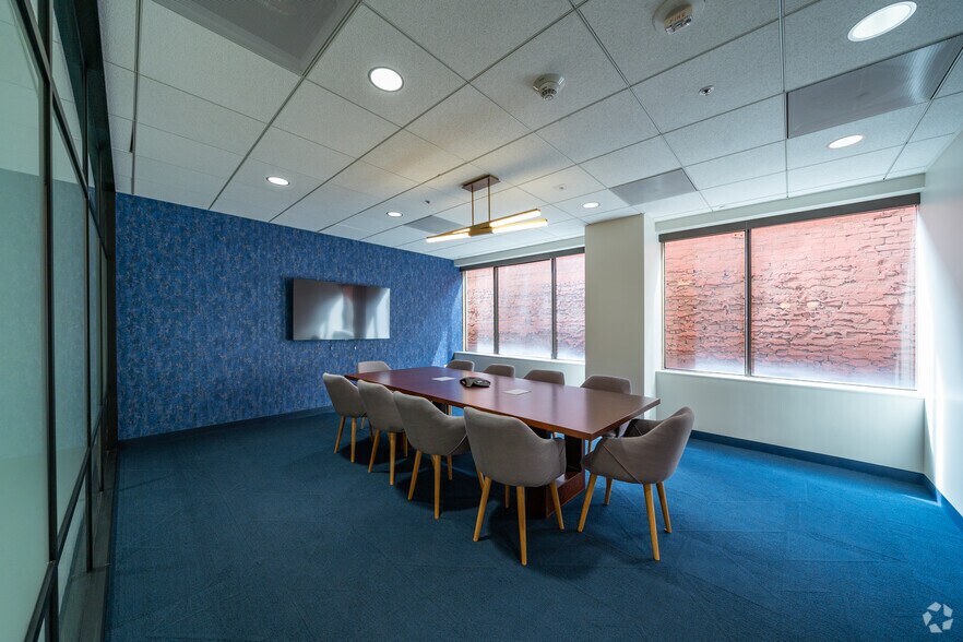 Photo of 17th Floor Ste 1700