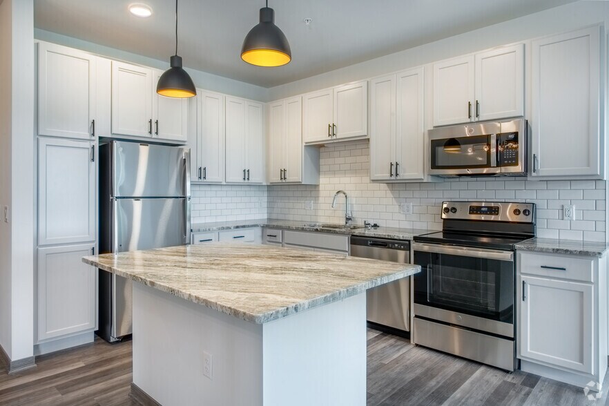 More Photos Of 410 W Verona Ave, Verona Apartments For Lease