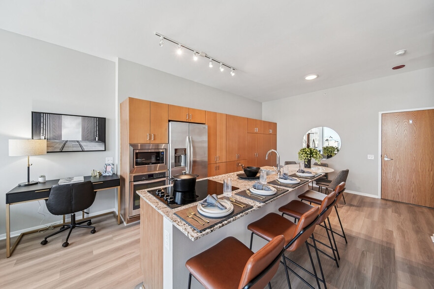 More Photos Of 200 E Illinois St, Chicago Apartments For Sale