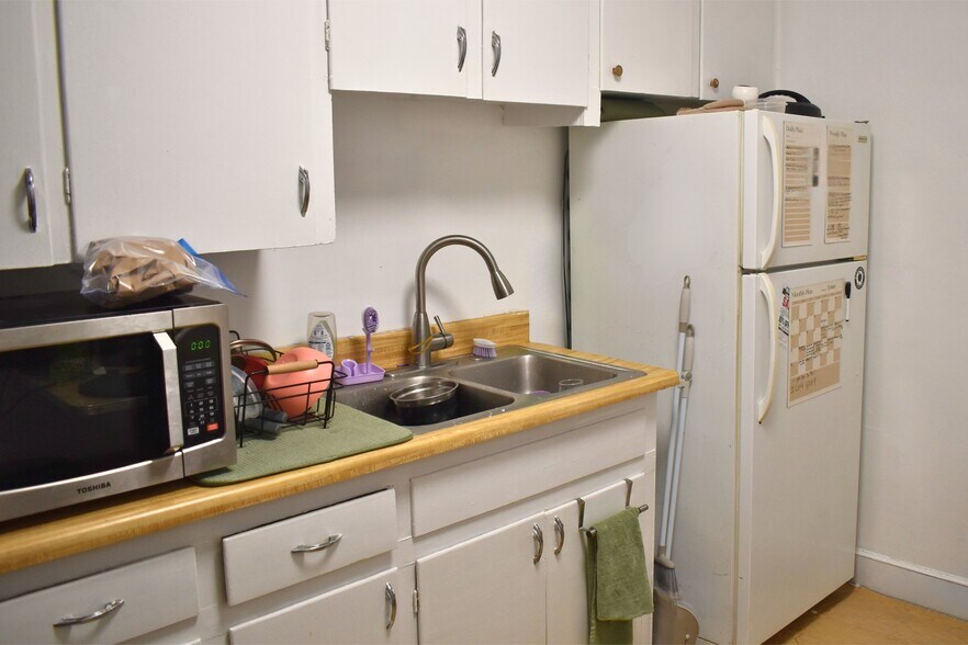 More Photos Of 140 Chapin St, Binghamton Apartments For Sale