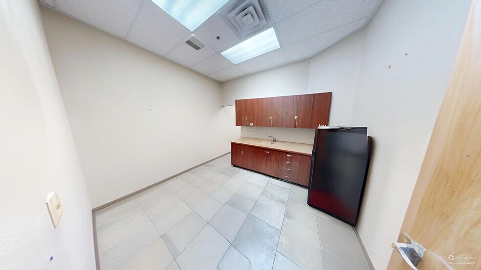 More Photos Of 5225 S Durango Dr, Las Vegas Medical For Sale