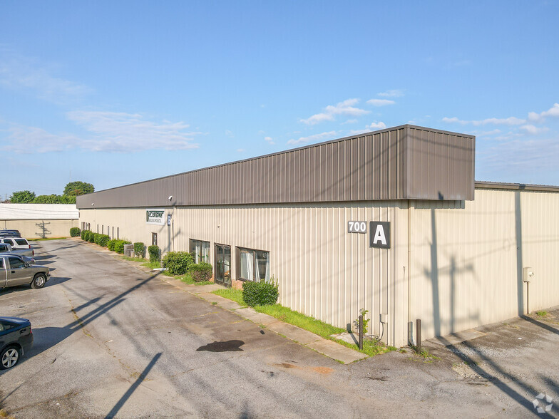 Primary Photo Of 700 N Long St, Salisbury Light Manufacturing For Lease