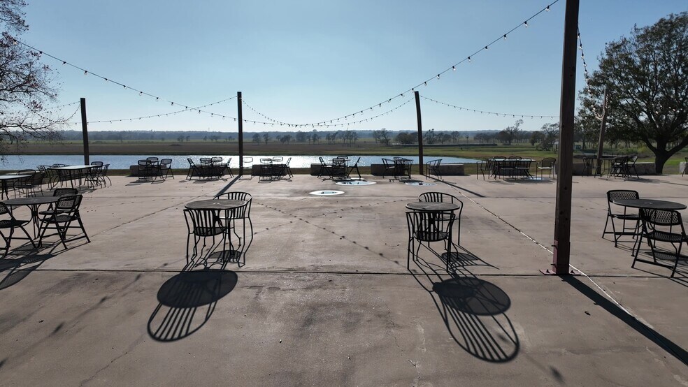 More Photos Of 10919 Highway 36, Bellville Restaurant For Sale