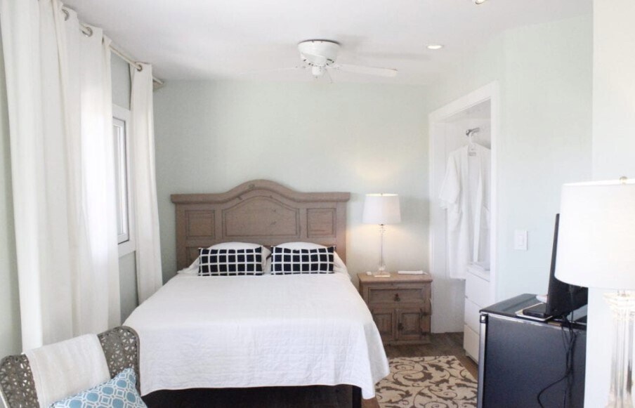 More Photos Of 362 Ocean Walk, Fire Island Pines Specialty For Sale