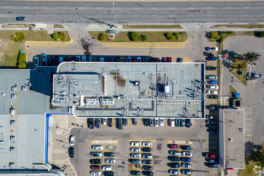 More Photos Of 2675 36th St NE, Calgary Medical For Lease