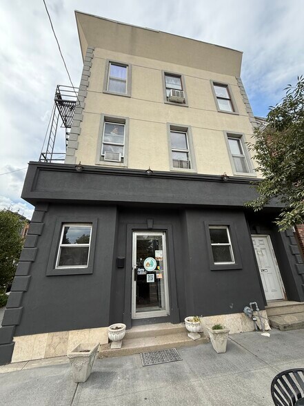More Photos Of 533 Central Ave, Jersey City Apartments For Lease