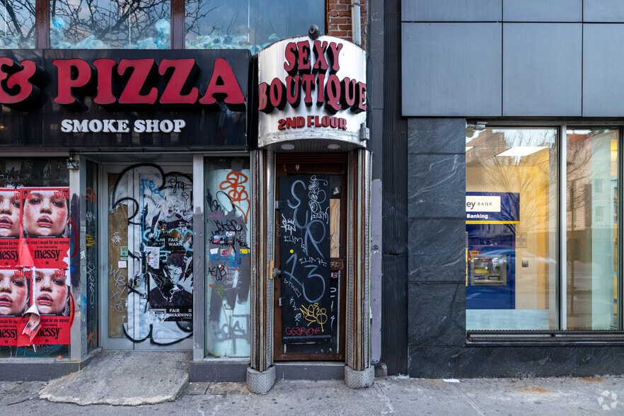 More Photos Of 155 8th Ave, New York Storefront Retail Office For Sale