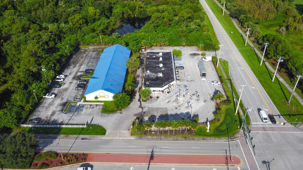 More Photos Of 1500 S Lennard Rd, Port Saint Lucie Health Club For Sale