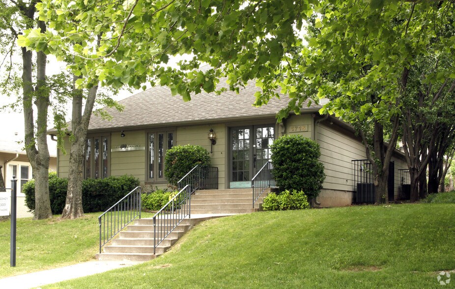 More Photos Of 1715 S Baltimore Ave, Tulsa Office For Lease