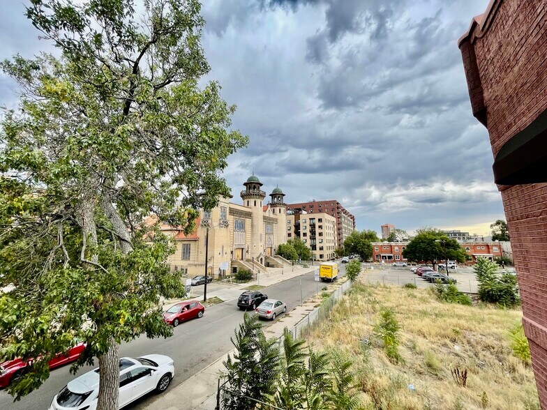 More Photos Of 1544 Pearl St, Denver Office Residential For Sale