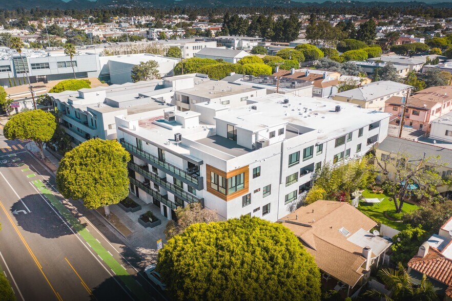 More Photos Of 1115 14th St, Santa Monica Apartments For Sale