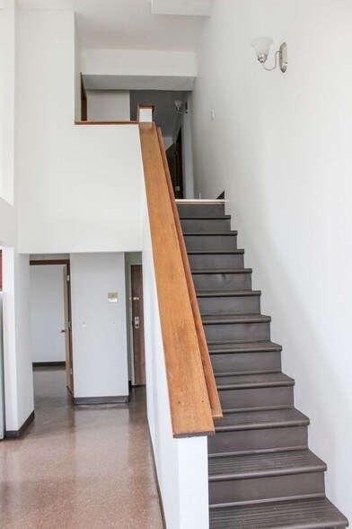 More Photos Of 816 21st Ave N, Minneapolis Apartments For Sale